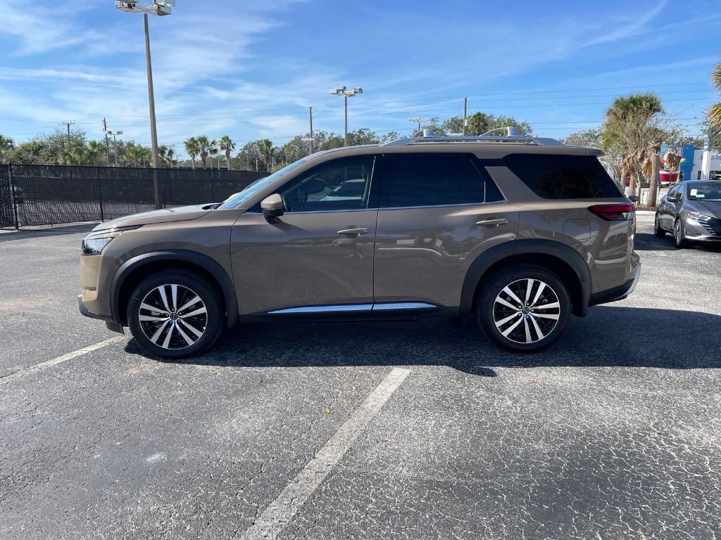 new 2025 Nissan Pathfinder car, priced at $50,721