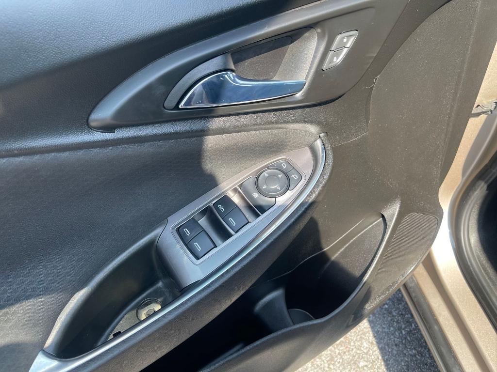 used 2022 Chevrolet Malibu car, priced at $16,994
