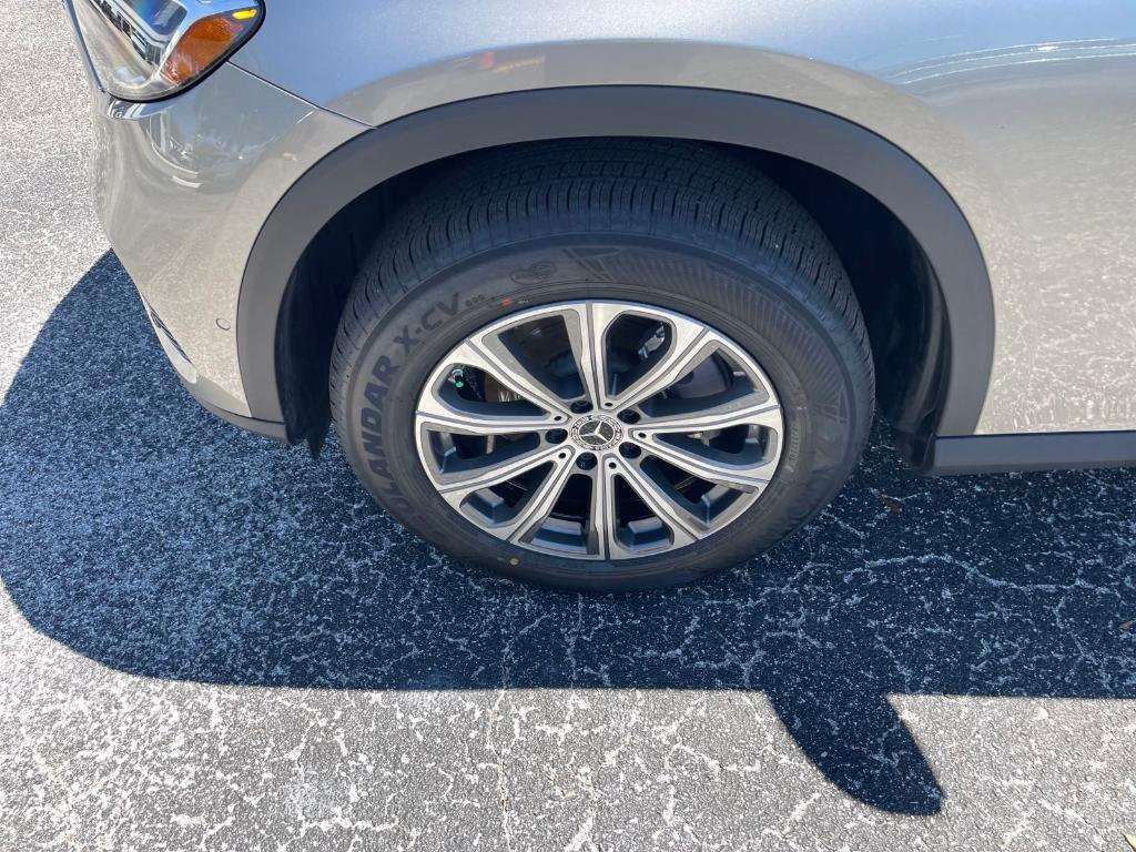 used 2024 Mercedes-Benz GLC 300 car, priced at $40,400