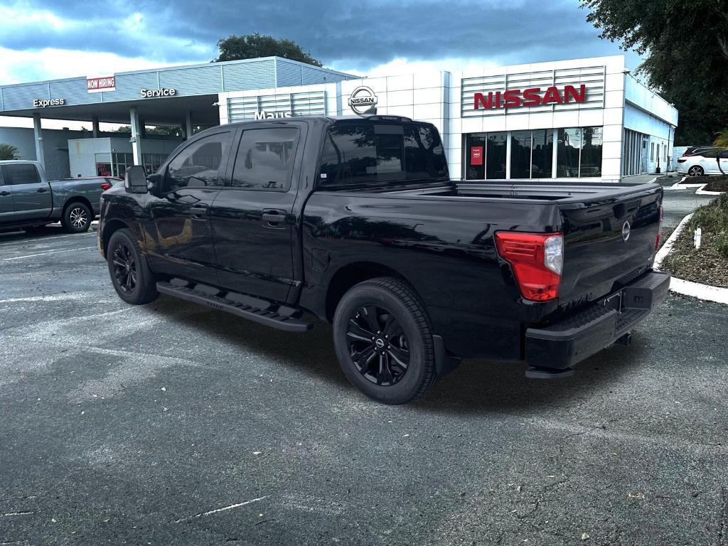 new 2024 Nissan Titan car