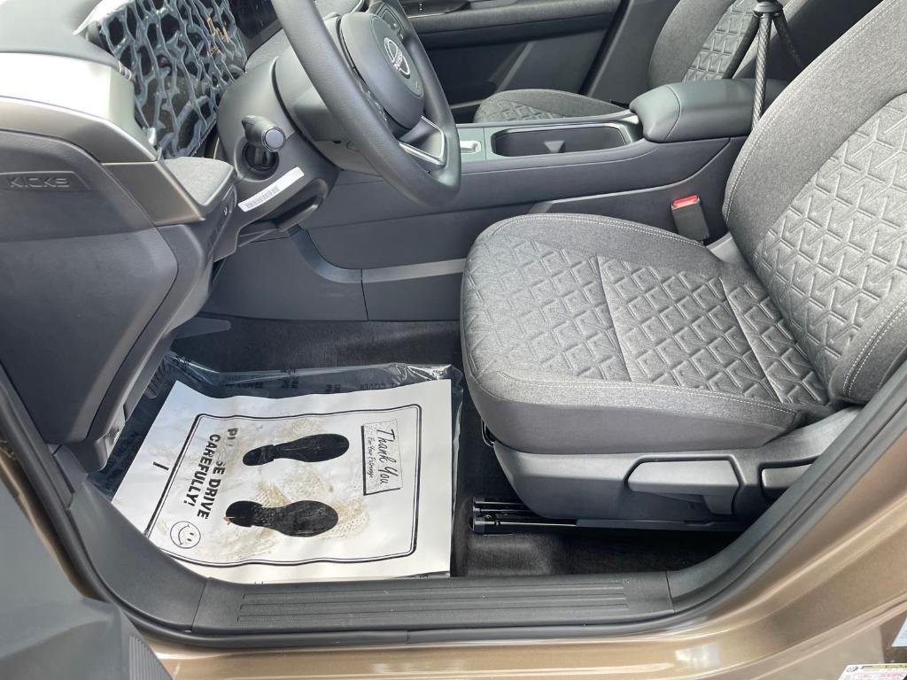 new 2025 Nissan Kicks car, priced at $25,004