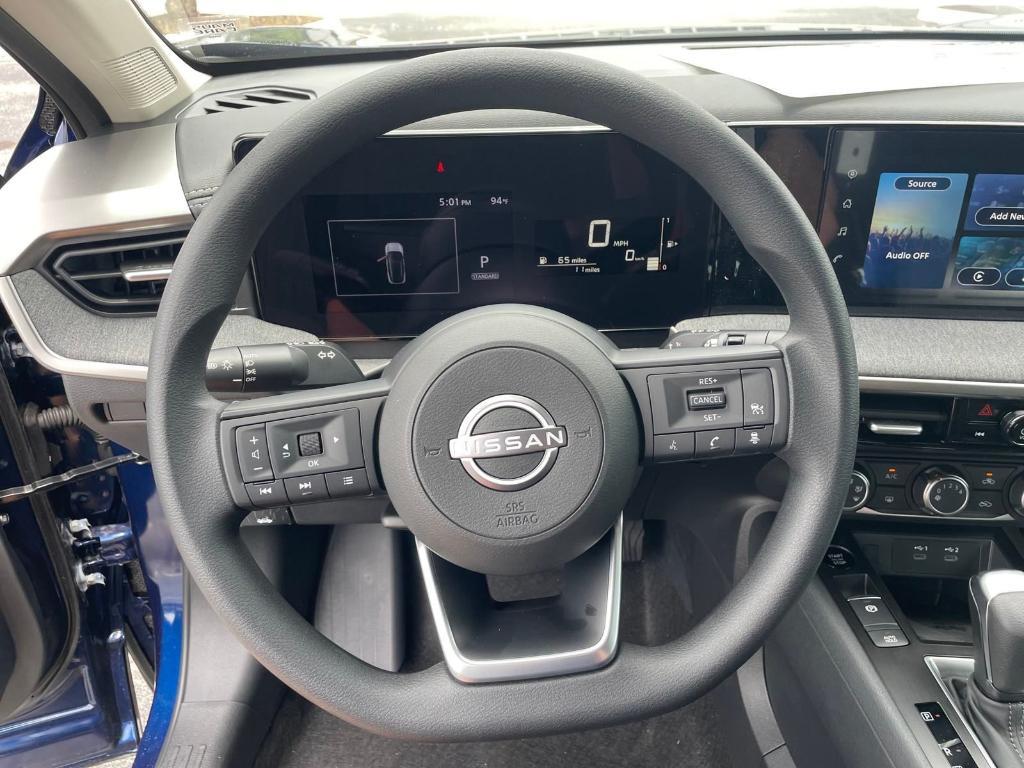 new 2025 Nissan Kicks car, priced at $25,107