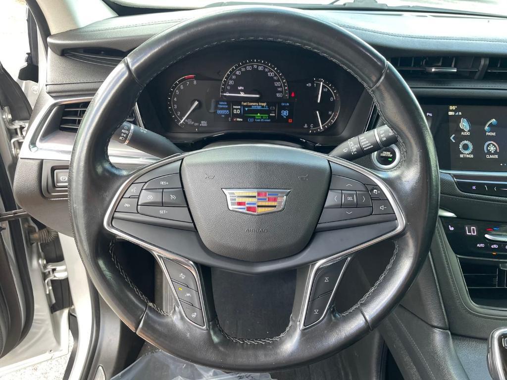 used 2019 Cadillac XT5 car, priced at $17,994