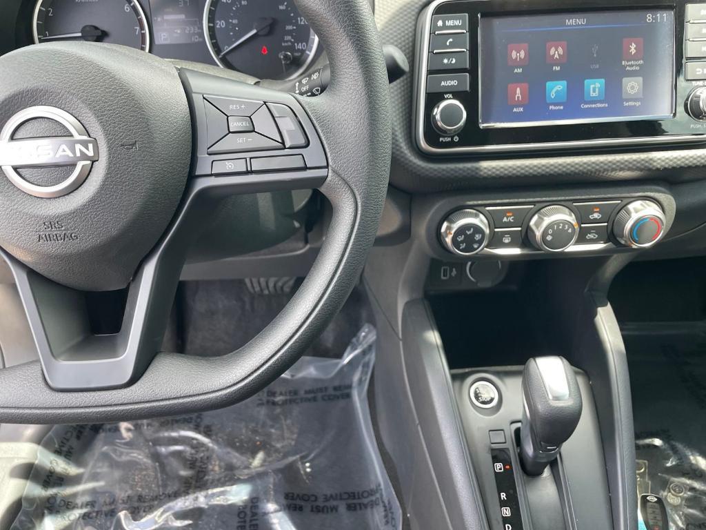 new 2025 Nissan Kicks Play car, priced at $23,179