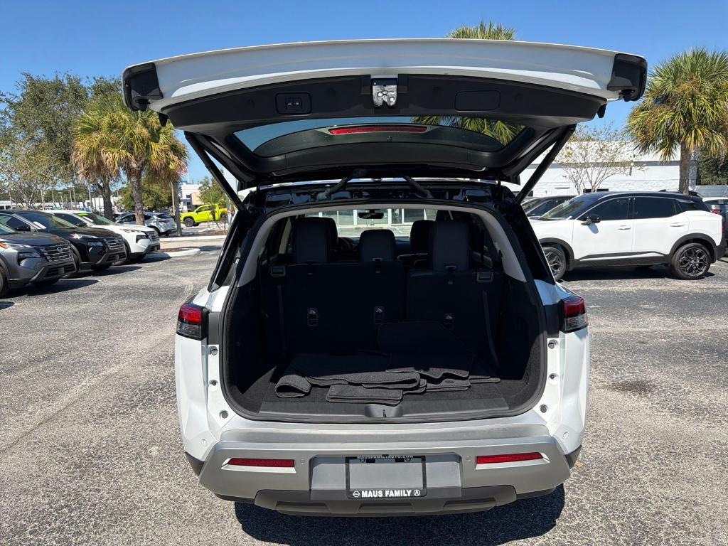 used 2025 Nissan Pathfinder car, priced at $37,346