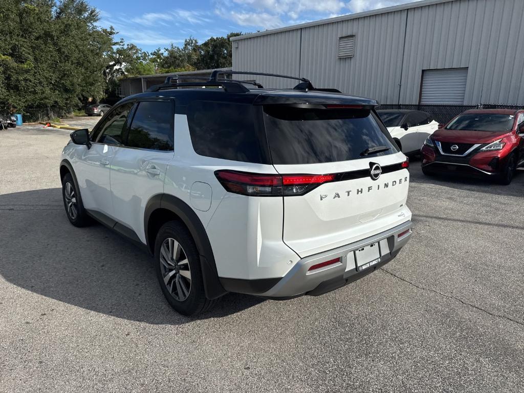 used 2025 Nissan Pathfinder car, priced at $38,999