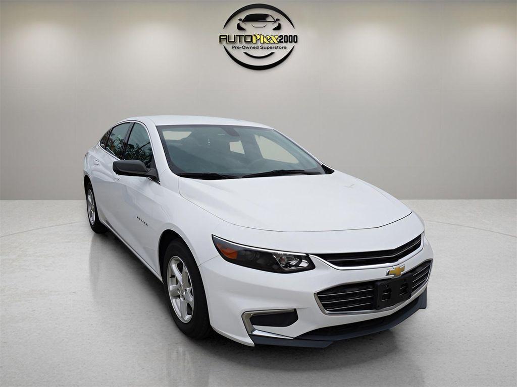 used 2018 Chevrolet Malibu car, priced at $16,589