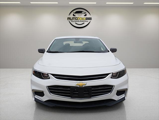 used 2018 Chevrolet Malibu car, priced at $19,995