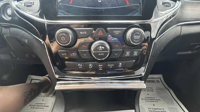 used 2021 Jeep Grand Cherokee car, priced at $28,895