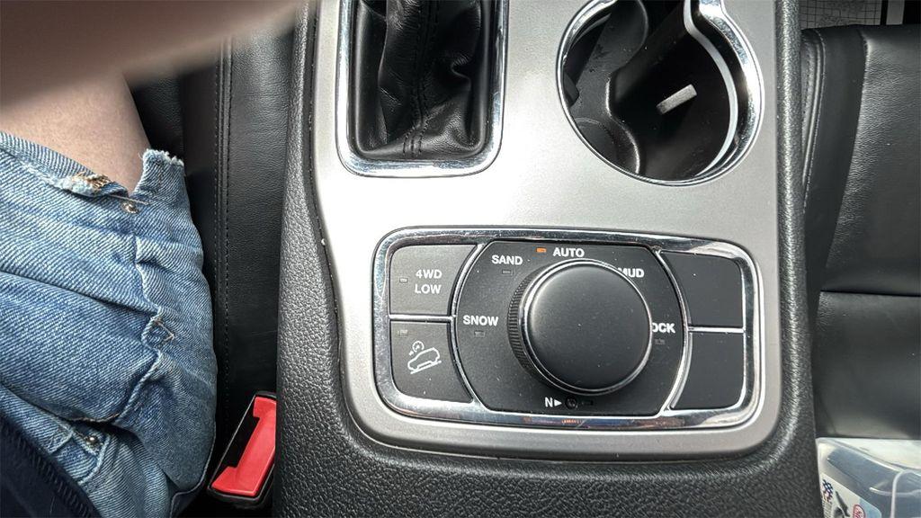 used 2021 Jeep Grand Cherokee car, priced at $27,227