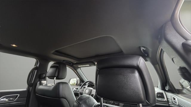used 2021 Jeep Grand Cherokee car, priced at $28,895