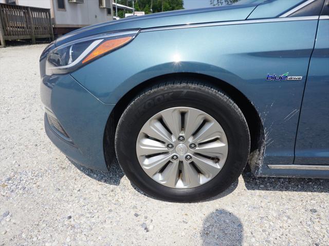 used 2016 Hyundai Sonata Hybrid car