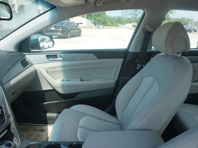 used 2016 Hyundai Sonata Hybrid car