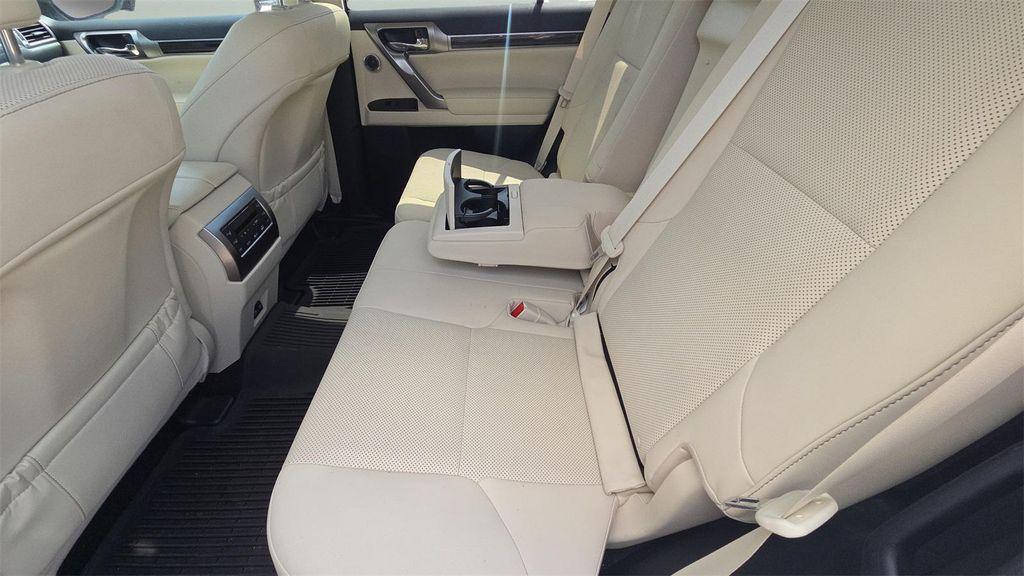 used 2023 Lexus GX 460 car, priced at $57,822