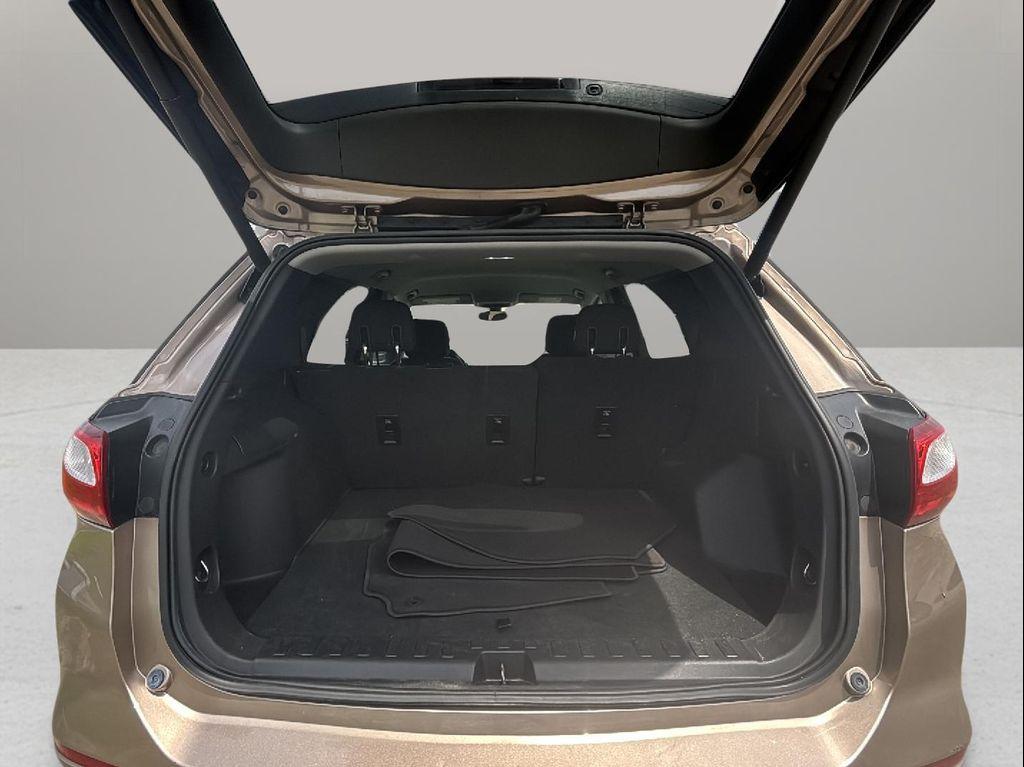 used 2018 Chevrolet Equinox car, priced at $13,005