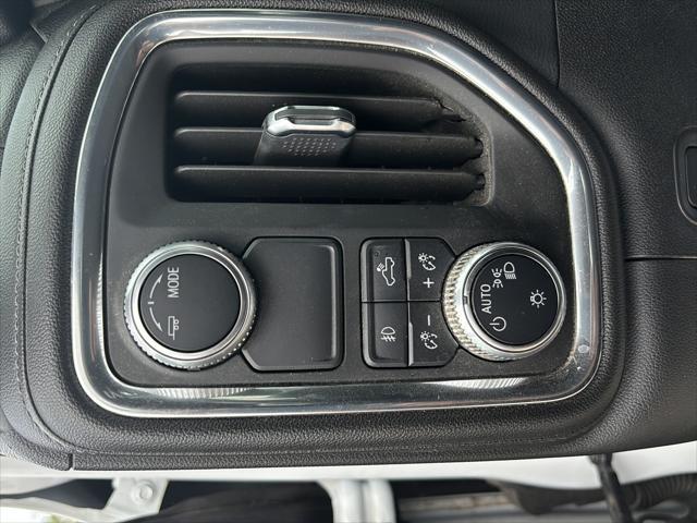 used 2021 GMC Sierra 1500 car, priced at $31,384