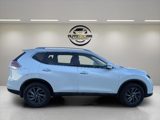 used 2016 Nissan Rogue car, priced at $13,301