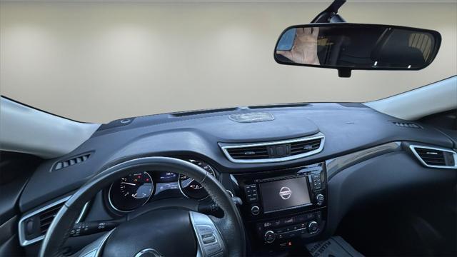 used 2016 Nissan Rogue car, priced at $13,301