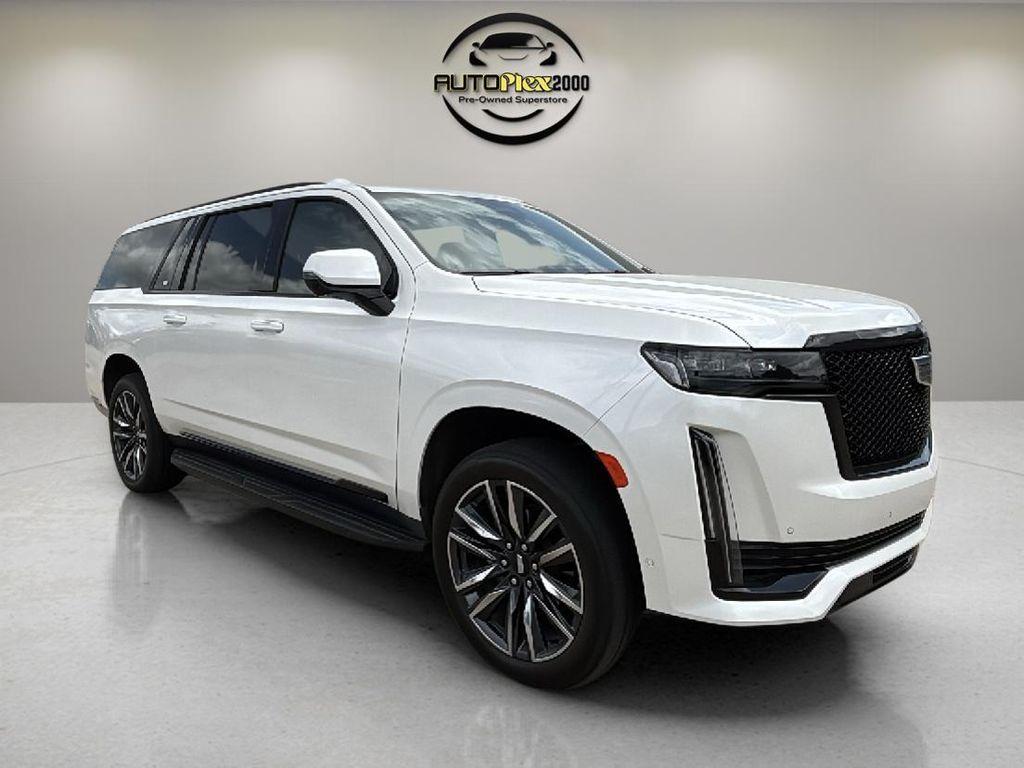 used 2023 Cadillac Escalade ESV car, priced at $69,995