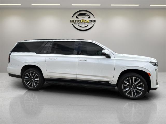 used 2023 Cadillac Escalade ESV car, priced at $76,850