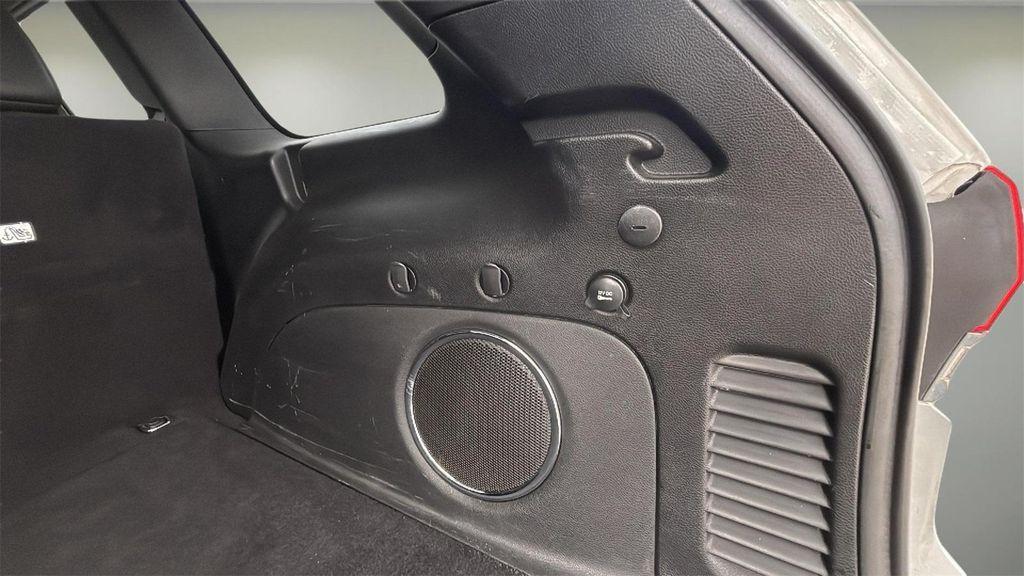 used 2021 Jeep Grand Cherokee car, priced at $22,998