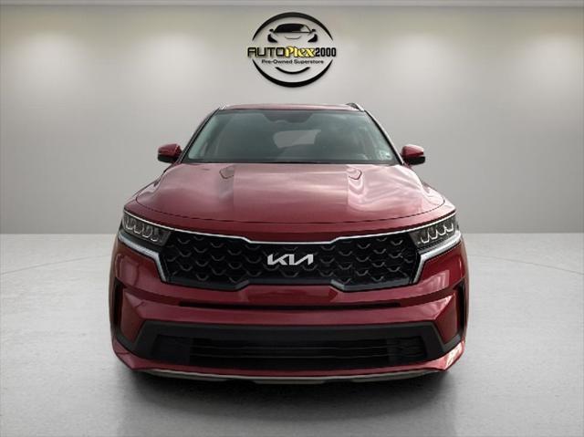 used 2022 Kia Sorento Hybrid car, priced at $27,588