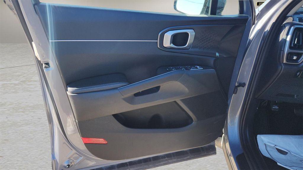 used 2022 Kia Sorento car, priced at $20,778