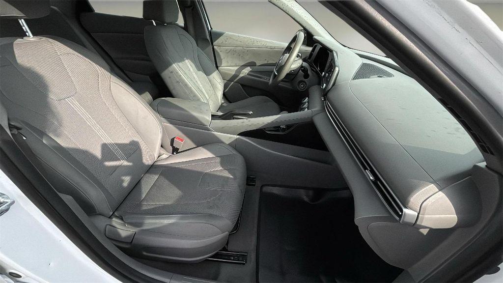 used 2021 Hyundai Elantra car