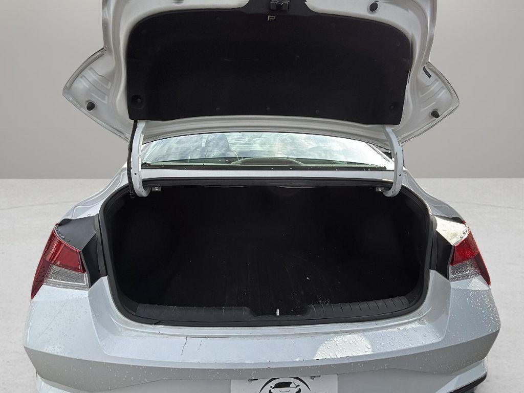 used 2021 Hyundai Elantra car