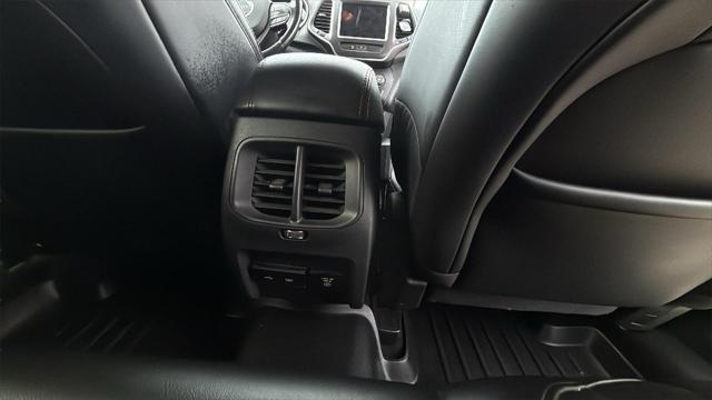 used 2020 Jeep Cherokee car, priced at $24,995