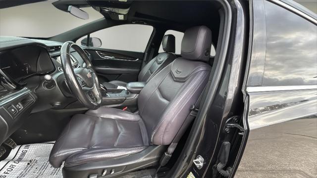 used 2017 Cadillac XT5 car, priced at $17,851