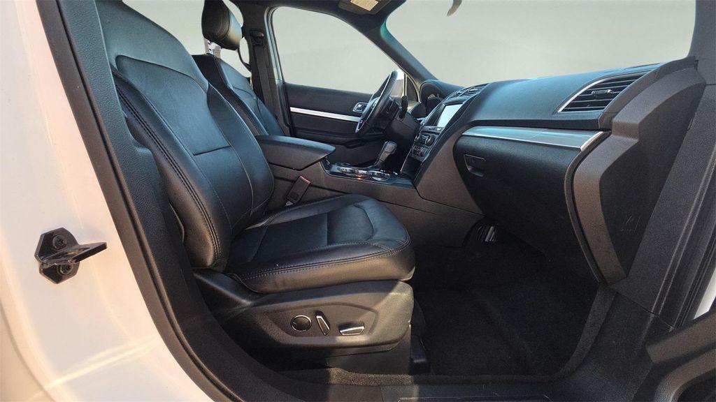 used 2016 Ford Explorer car