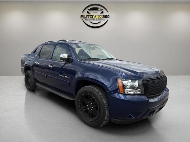 used 2013 Chevrolet Avalanche car, priced at $18,995