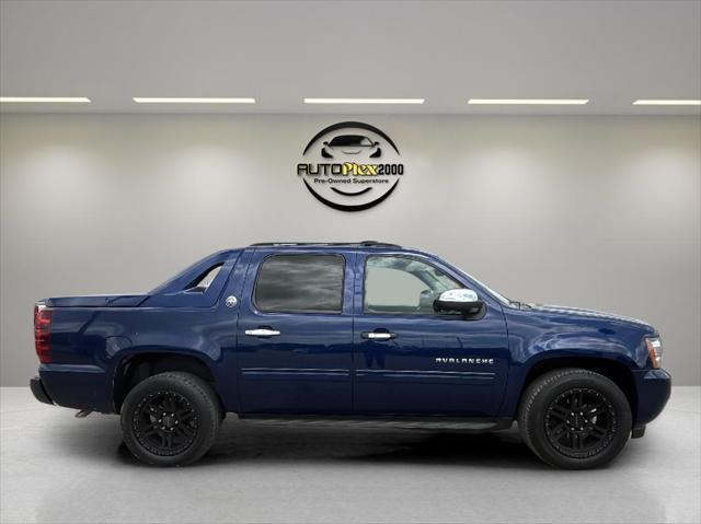 used 2013 Chevrolet Avalanche car, priced at $18,995