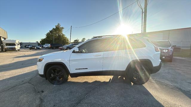 used 2019 Jeep Cherokee car, priced at $17,995