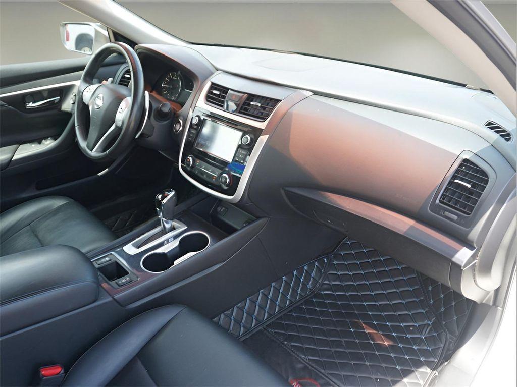 used 2018 Nissan Altima car