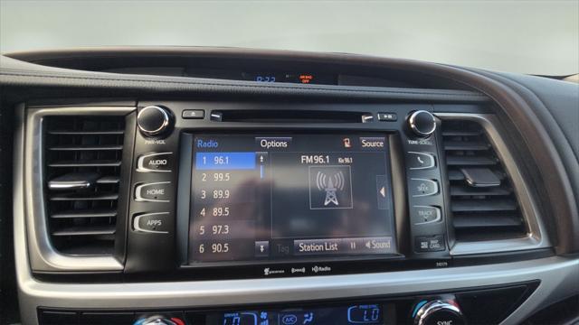 used 2018 Toyota Highlander car, priced at $20,998