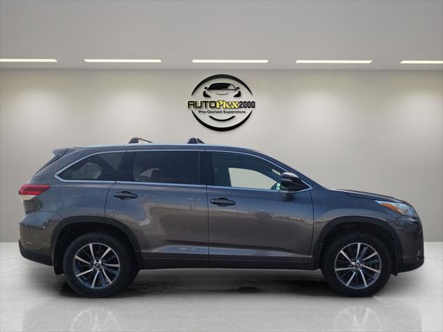 used 2018 Toyota Highlander car, priced at $20,998