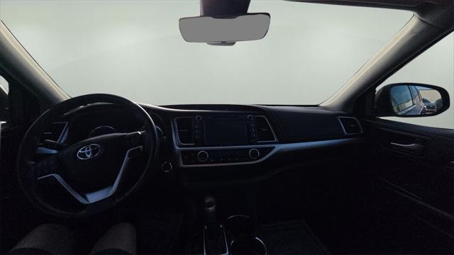 used 2018 Toyota Highlander car, priced at $20,998