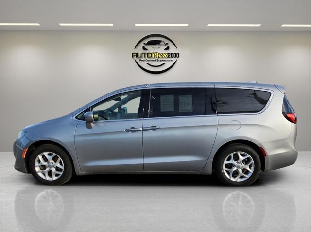 used 2018 Chrysler Pacifica car, priced at $14,174