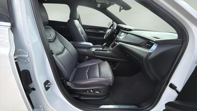 used 2017 Cadillac XT5 car, priced at $16,999