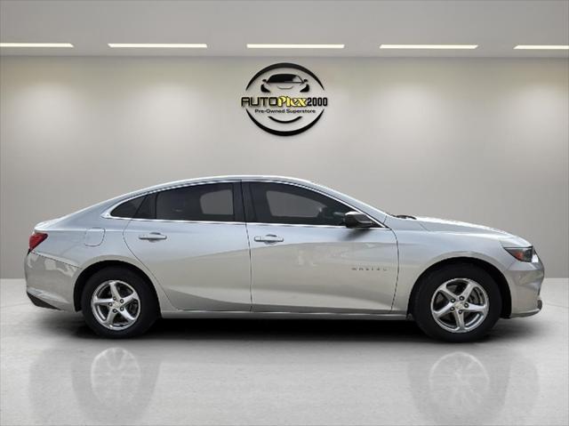 used 2018 Chevrolet Malibu car, priced at $17,895