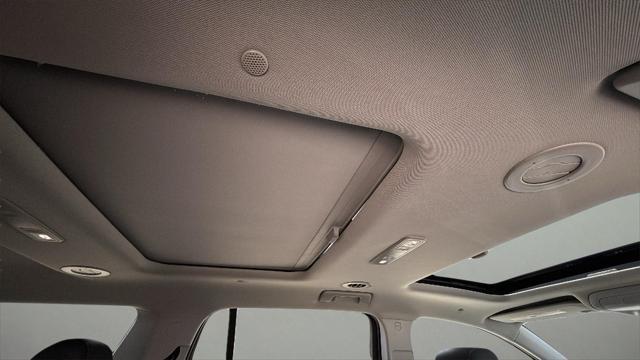used 2023 GMC Acadia car, priced at $29,422