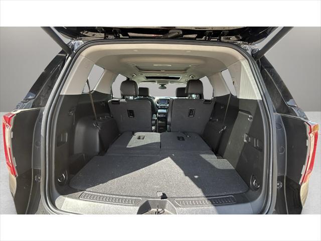 used 2023 GMC Acadia car, priced at $29,422