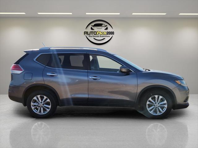 used 2016 Nissan Rogue car, priced at $15,550