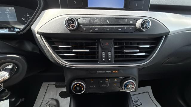 used 2022 Ford Escape car, priced at $17,995
