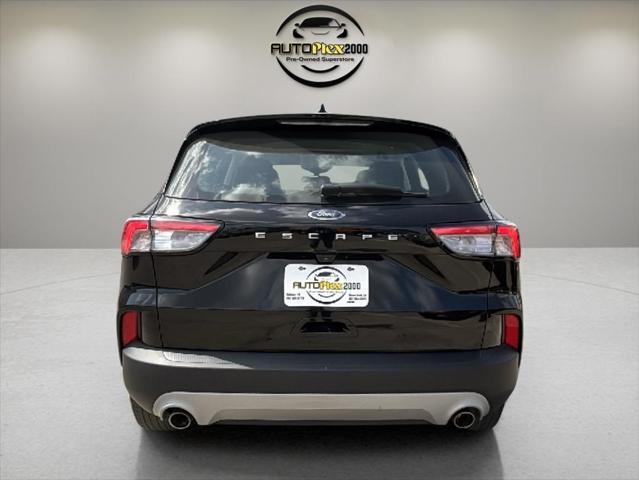 used 2022 Ford Escape car, priced at $17,995