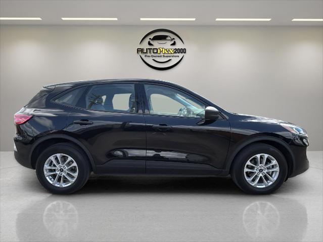 used 2022 Ford Escape car, priced at $17,995