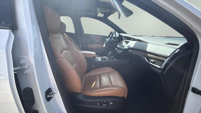 used 2019 Cadillac XT4 car, priced at $20,546