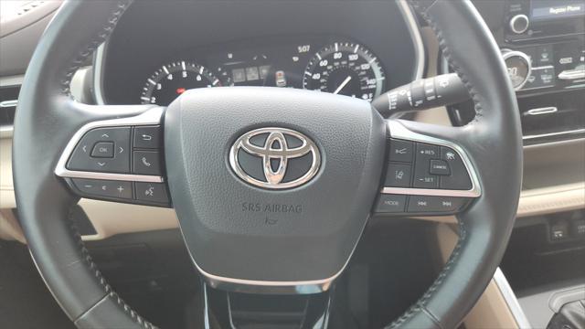 used 2021 Toyota Highlander car, priced at $32,853